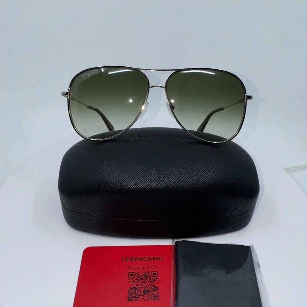 New! Salvatore Ferragamo Gold/Green Oversized Aviator Sunglasses with Case
